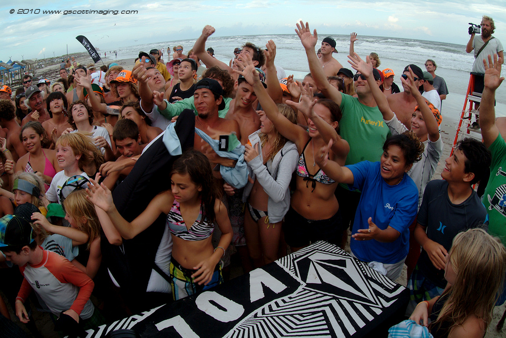 Volcom-000058.jpg   (1000x669)   442 Kb                                    Click to display next picture