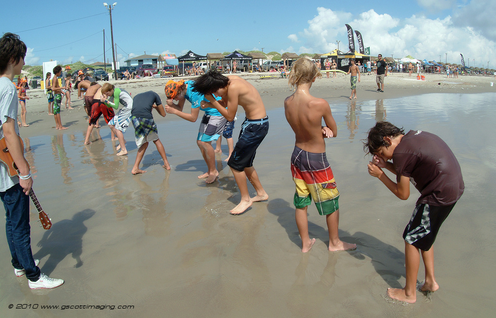 Volcom-000076.jpg   (1000x641)   356 Kb                                    Click to display next picture