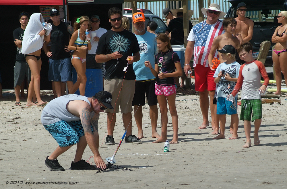 Volcom-000078.jpg   (1000x659)   432 Kb                                    Click to display next picture