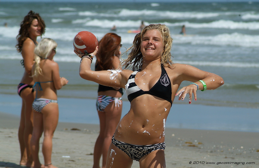 Volcom-000080.jpg   (1000x649)   279 Kb                                    Click to display next picture