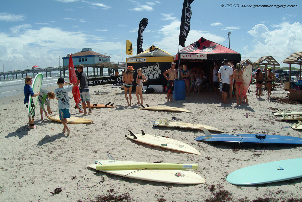 Volcom-000090.jpg   (1000x669)   466 Kb                                    Click to display next picture