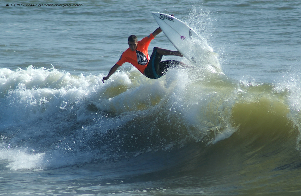 Volcom-000102.jpg   (1000x653)   303 Kb                                    Click to display next picture